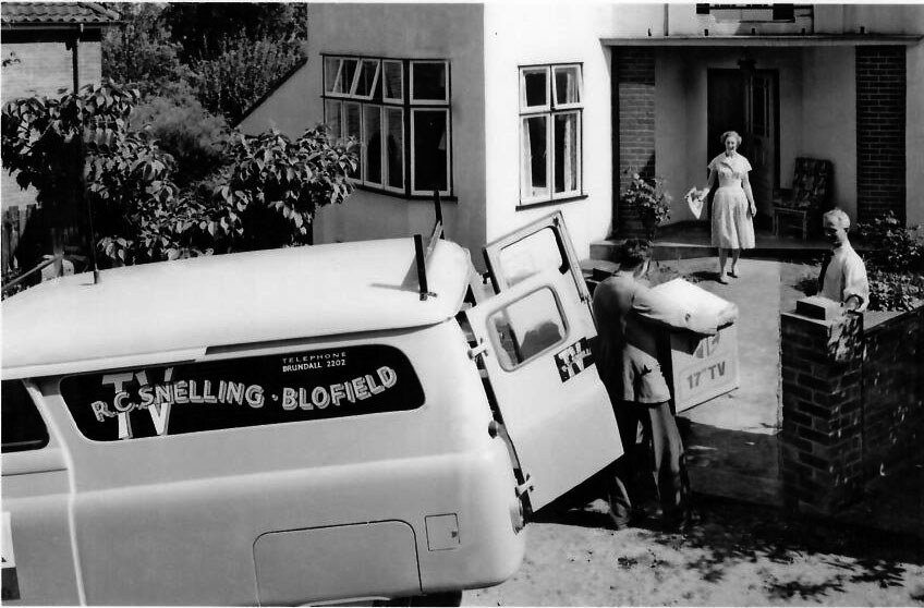 Roy Snelling delivering a rental TV